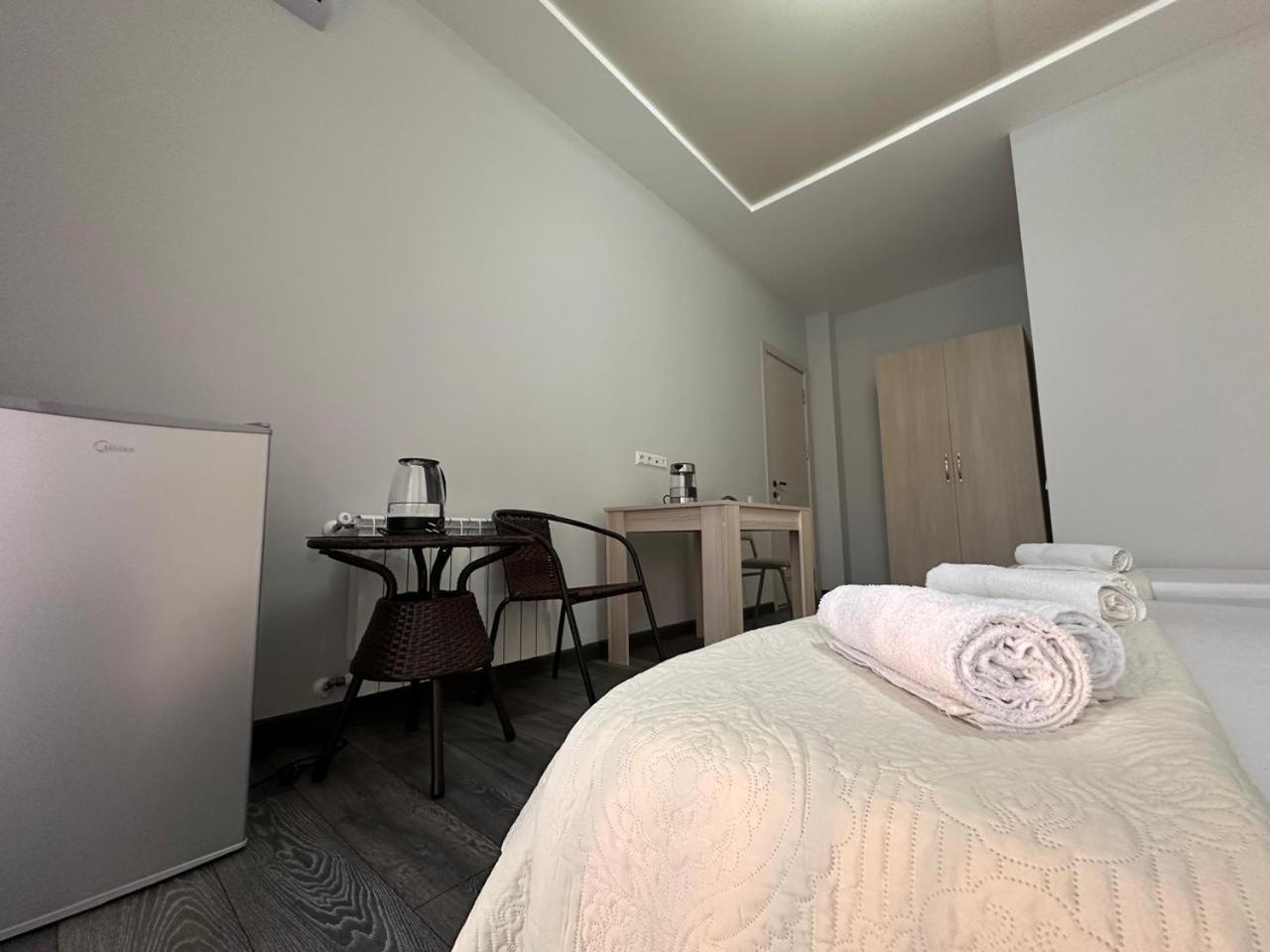 Guest House 99 Батумі Екстер'єр фото
